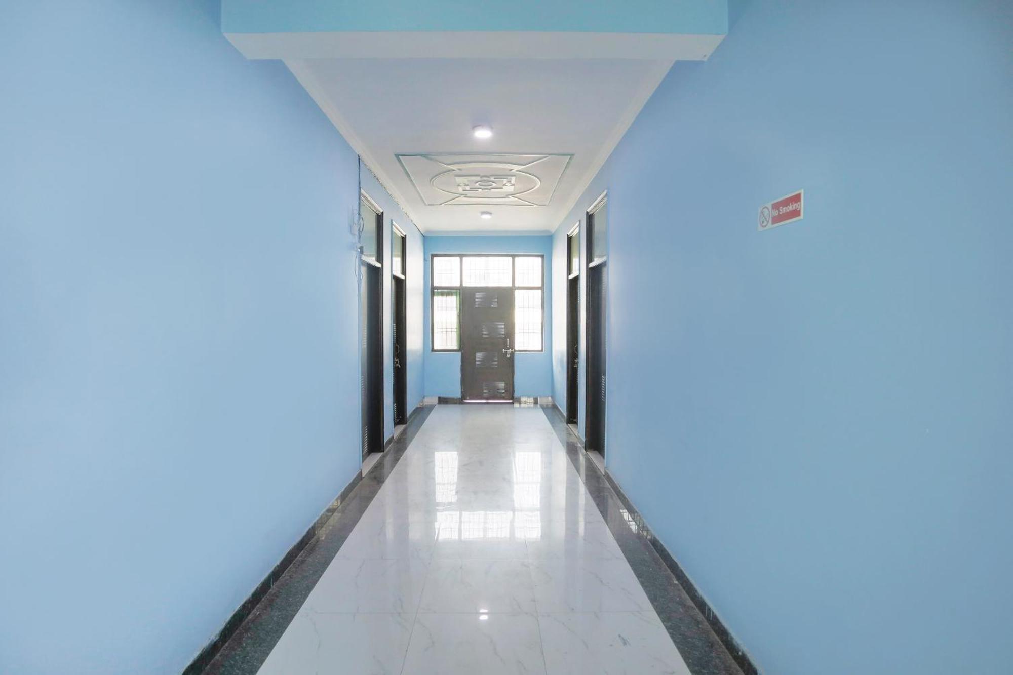 오요 28604 악키 레지던시 Indirapuram 외부 사진